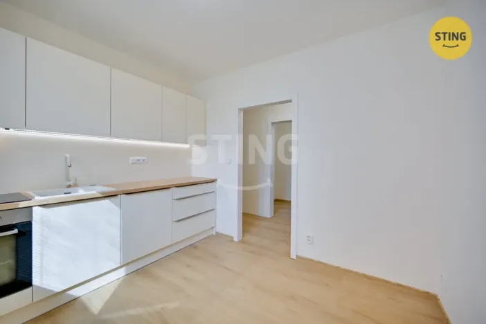 Prodej bytu 3+1, Uherské Hradiště, Derflanská, 78 m2