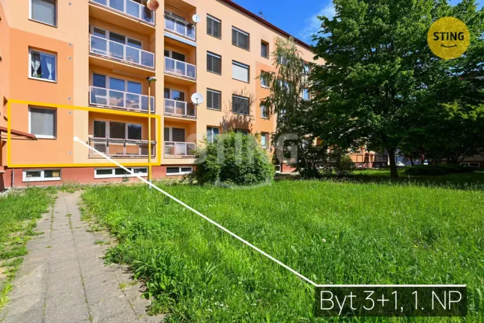 Prodej bytu 3+1, Uherské Hradiště, Derflanská, 78 m2