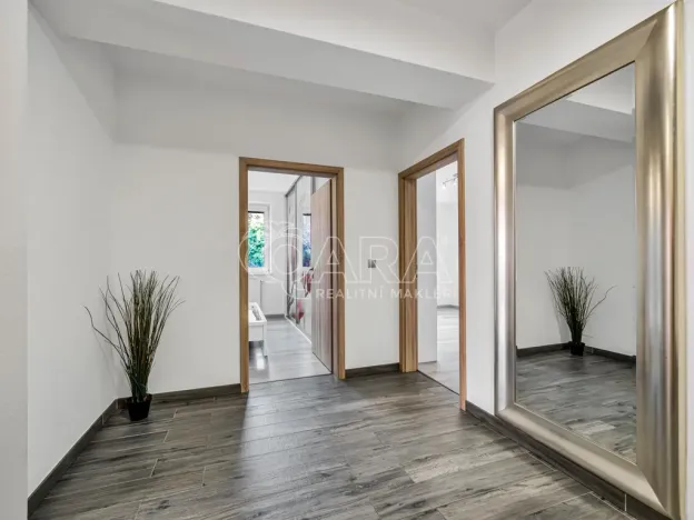 Pronájem bytu 3+kk, Dolní Břežany, Ke Kapličce, 80 m2