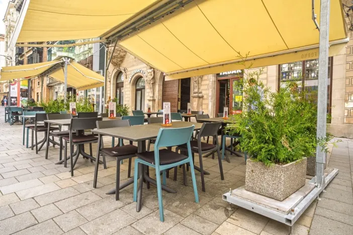 Pronájem restaurace, Brno, náměstí Svobody, 270 m2