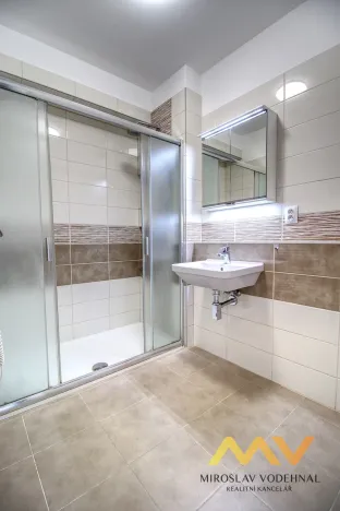 Pronájem bytu 2+kk, Hradec Králové - Svobodné Dvory, K Meteoru, 59 m2