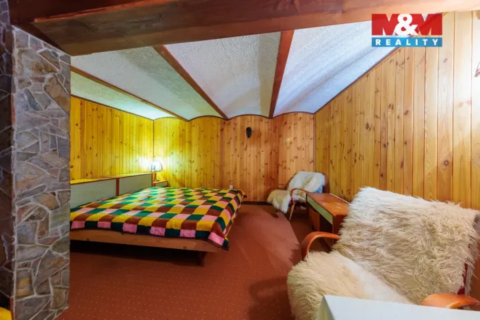 Prodej rodinného domu, Kraslice - Tisová, 250 m2