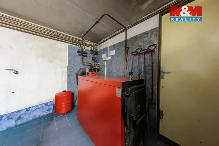 Prodej rodinného domu, Kraslice - Tisová, 250 m2