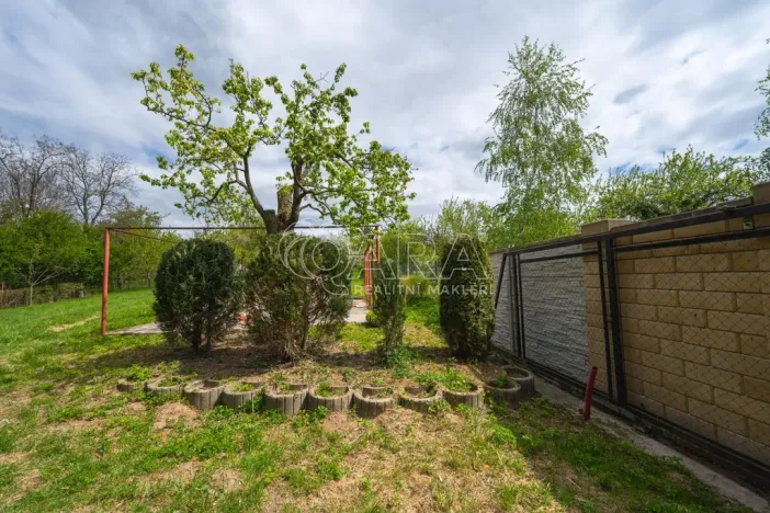 Prodej zahrady, Kokory, 2413 m2