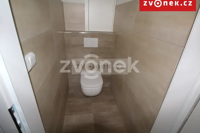 Pronájem bytu 2+kk, Otrokovice, Komenského, 52 m2