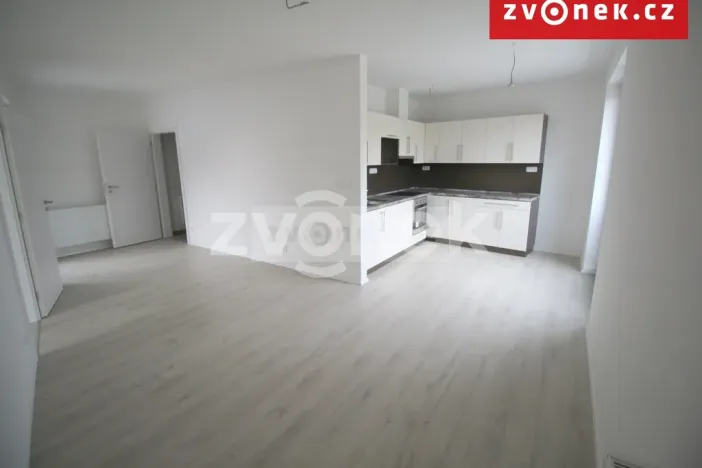 Pronájem bytu 2+kk, Otrokovice, Komenského, 52 m2