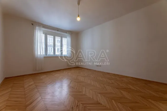 Pronájem bytu 1+kk, Praha - Žižkov, Viklefova, 34 m2