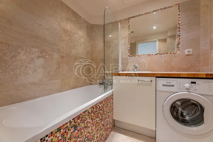 Pronájem bytu 1+kk, Praha - Žižkov, Viklefova, 34 m2