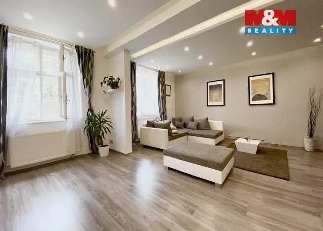 Pronájem bytu 3+kk, Praha - Střešovice, U střešovických hřišť, 95 m2