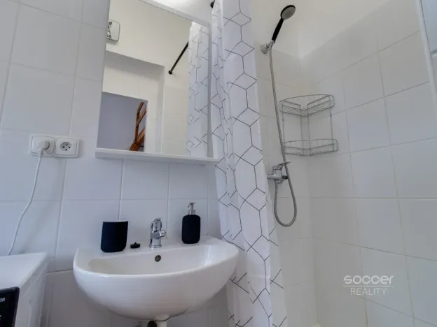 Pronájem bytu 2+kk, Praha - Žižkov, Jeronýmova, 36 m2