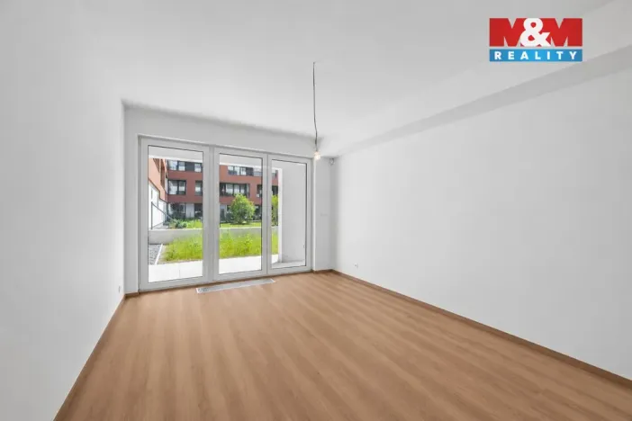 Prodej bytu 2+kk, Praha - Hloubětín, Poděbradská, 71 m2