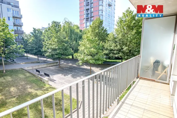 Pronájem bytu 2+kk, Praha, Názovská, 50 m2