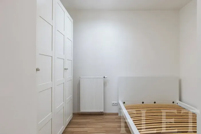 Pronájem bytu 1+kk, Praha - Nové Město, Navrátilova, 30 m2