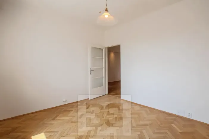 Prodej bytu 3+1, Praha - Vinohrady, Písecká, 79 m2