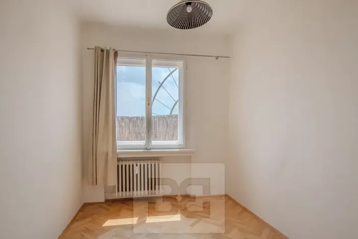 Prodej bytu 3+1, Praha - Vinohrady, Písecká, 79 m2
