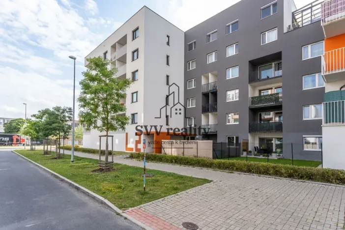 Pronájem bytu 1+kk, Praha - Vysočany, Strnadových, 34 m2