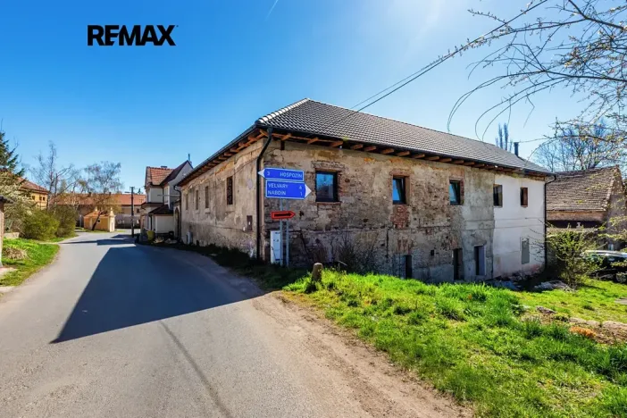Prodej činžovního domu, Černuc, 330 m2