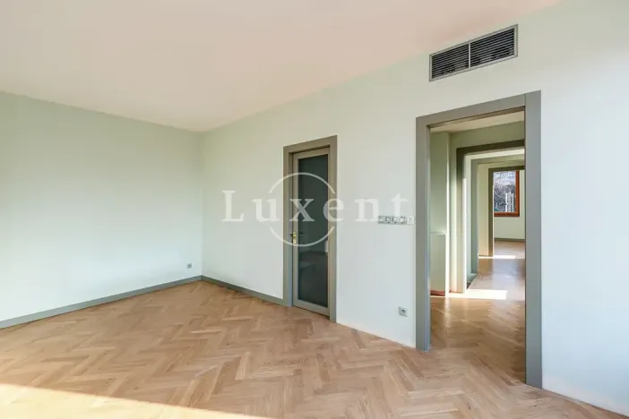 Prodej bytu 4+kk, Praha, 283 m2