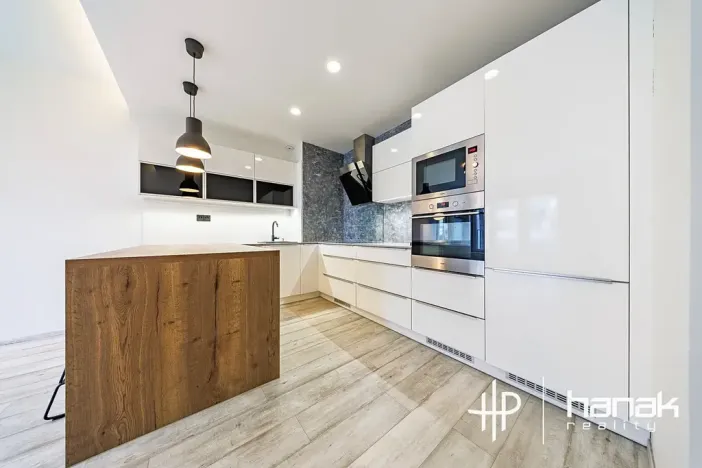 Pronájem bytu 2+kk, Olomouc, Aloise Rašína, 70 m2