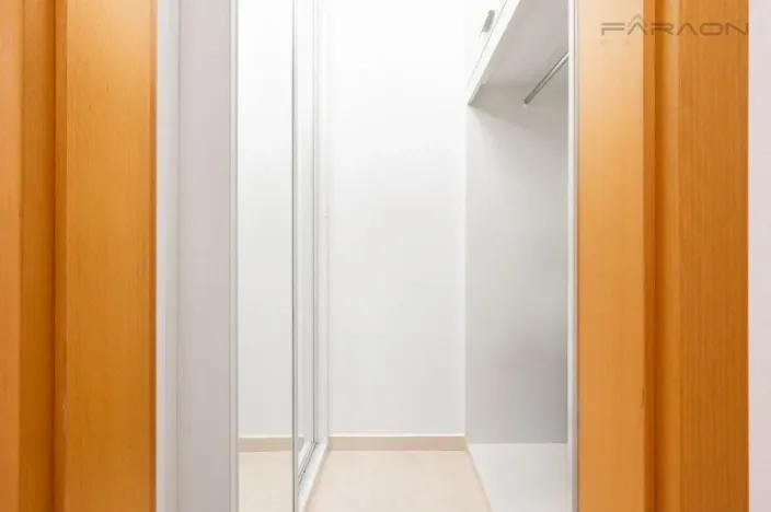 Pronájem kanceláře, Praha - Nusle, Mojmírova, 140 m2