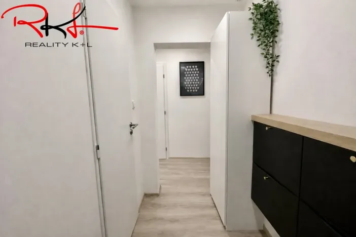 Pronájem bytu 2+kk, Osek, Hrdlovská, 76 m2
