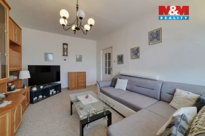 Prodej bytu 2+1, Cheb, V Zahradách, 60 m2