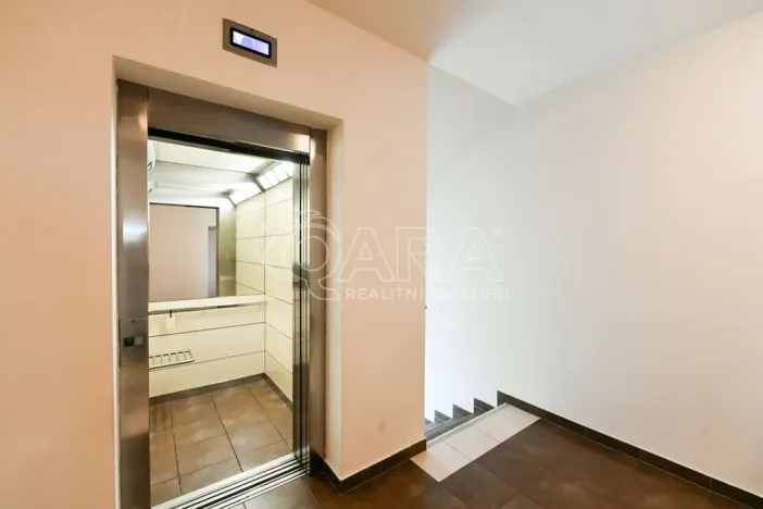 Pronájem bytu 3+kk, Praha - Horní Počernice, Štverákova, 90 m2