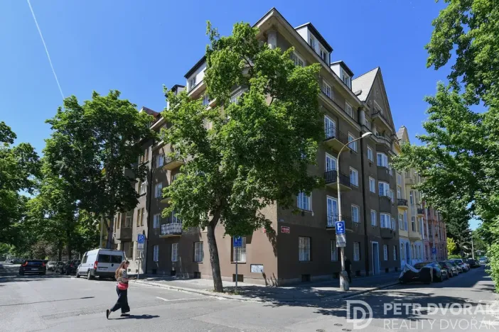Prodej bytu 3+kk, Praha - Karlín, U invalidovny, 71 m2