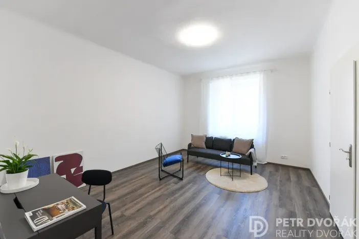 Prodej bytu 3+kk, Praha - Karlín, U invalidovny, 71 m2