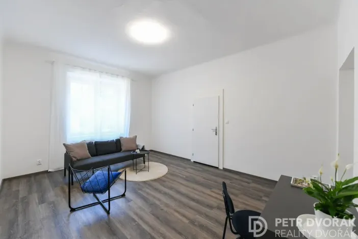 Prodej bytu 3+kk, Praha - Karlín, U invalidovny, 71 m2