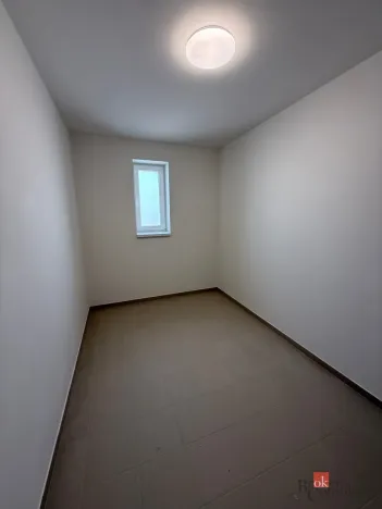 Pronájem bytu 1+kk, Hořovice, Pšeničná, 31 m2