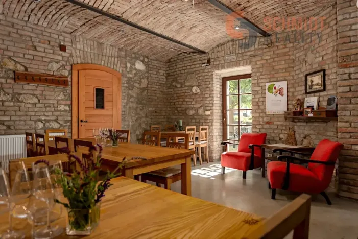Prodej ubytování, Mikulov, Republikánské obrany, 1024 m2