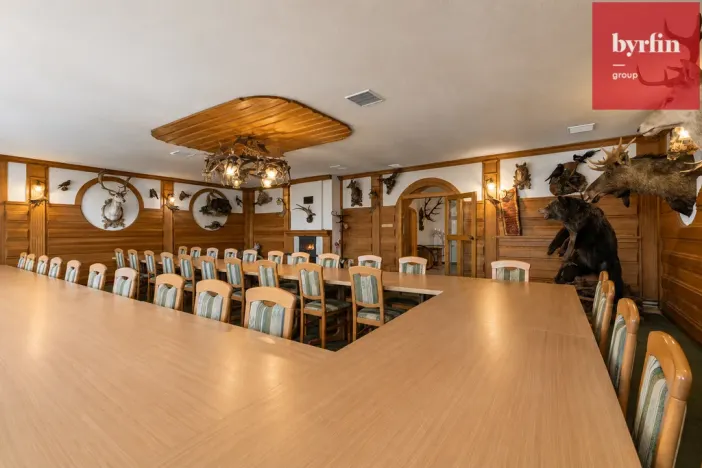 Prodej ubytování, Krnov - Pod Cvilínem, V Zálesí, 820 m2