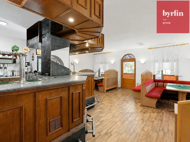 Prodej ubytování, Krnov - Pod Cvilínem, V Zálesí, 820 m2