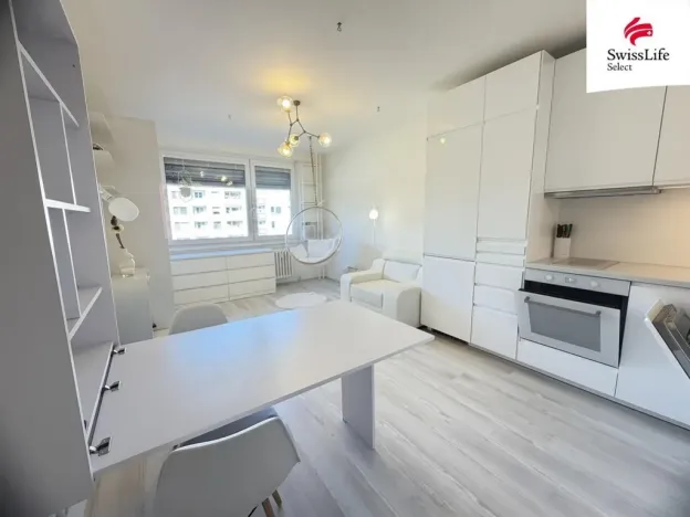 Pronájem bytu 1+kk, Praha - Modřany, Božetická, 29 m2
