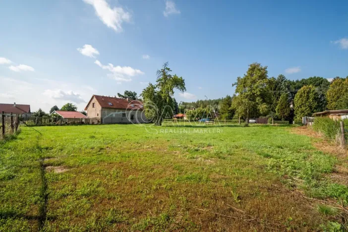 Prodej pozemku pro bydlení, Kladruby nad Labem - Bílé Vchynice, 650 m2