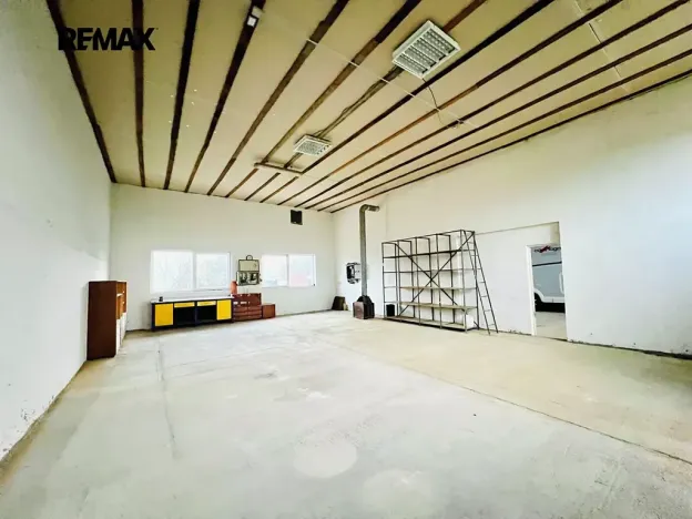 Pronájem výrobních prostor, Kostelec, 182 m2