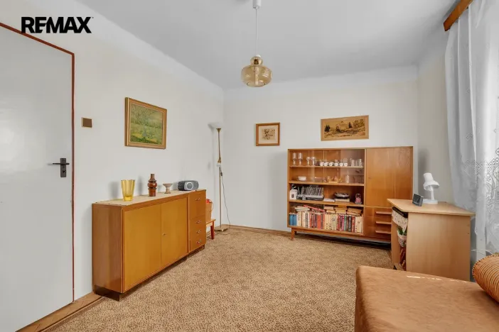 Prodej bytu 3+1, Hradec Králové, Okružní, 74 m2