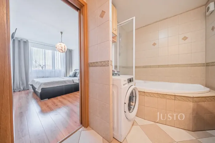Prodej bytu 3+kk, Praha, K nové škole, 70 m2