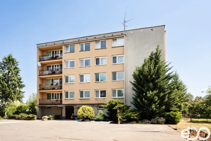 Prodej bytu 3+1, Pardubice, Školská, 70 m2