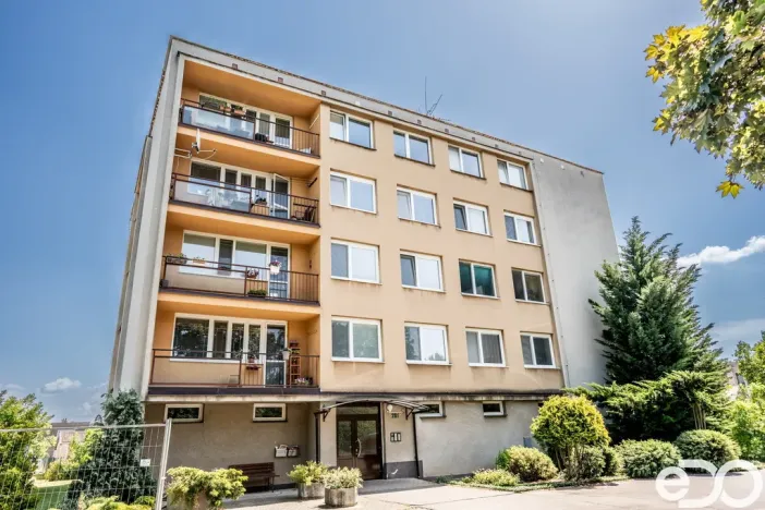 Prodej bytu 3+1, Pardubice, Školská, 70 m2