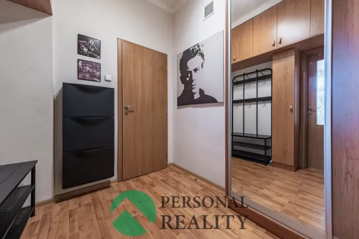 Prodej bytu 1+kk, Praha - Smíchov, Vltavská, 35 m2