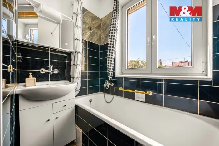 Prodej bytu 2+1, Praha - Strašnice, Královická, 52 m2