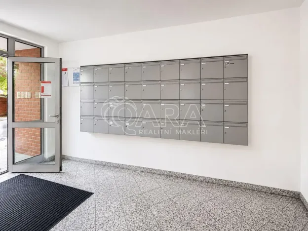 Pronájem bytu 2+kk, Praha - Vinohrady, U Zvonařky, 82 m2