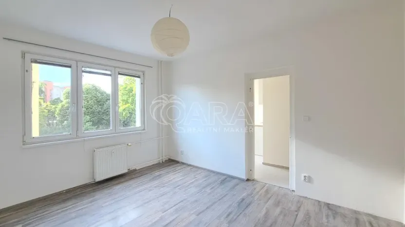 Pronájem bytu 2+1, Praha - Břevnov, Šantrochova, 54 m2