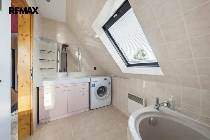 Prodej vícegeneračního domu, Abertamy, Pražská, 220 m2