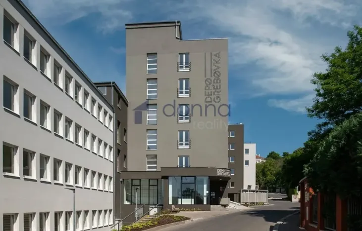 Pronájem bytu 2+kk, Praha, Perucká, 37 m2