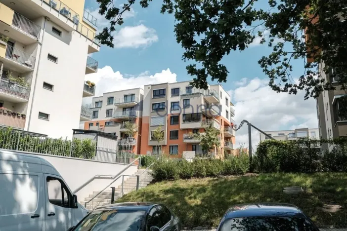 Pronájem bytu 3+kk, Praha, Hrašeho, 86 m2