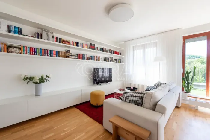Pronájem bytu 4+kk, Praha - Hloubětín, K náhonu, 119 m2