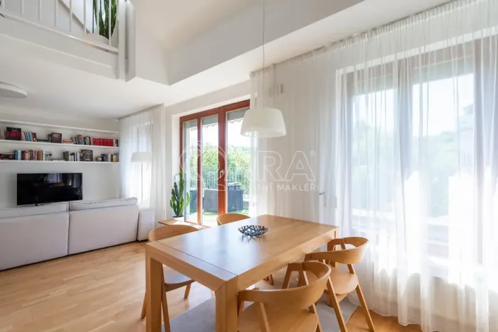 Pronájem bytu 4+kk, Praha - Hloubětín, K náhonu, 119 m2